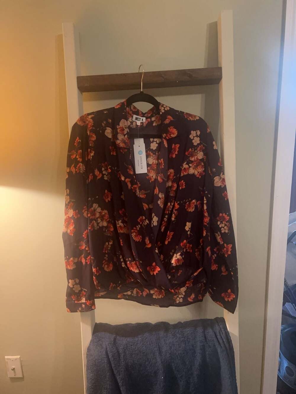 West K Stitch Fix Exclusive Floral Wrap Blouse Size L